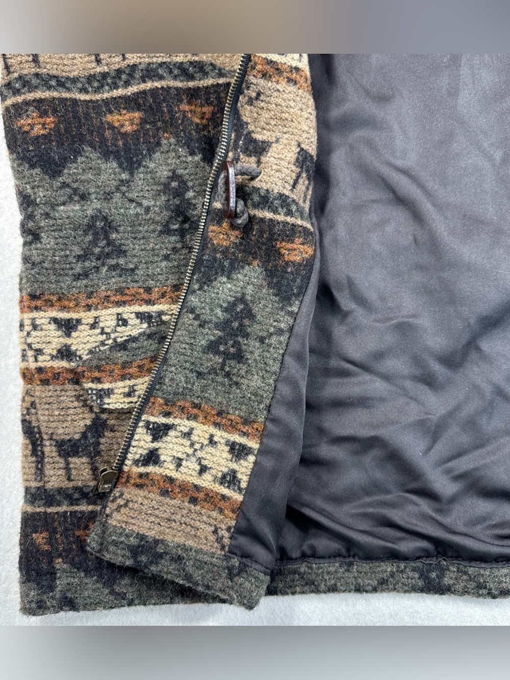 VTG Woolrich Womens Wool Blanket Southwest Animal Aztec Hooded Coat USA - Size M - Picture 9 of 10